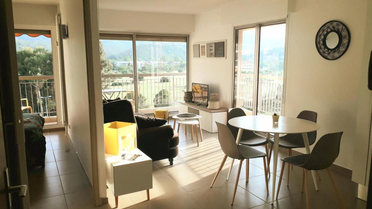 Appartement 2 Pieces Le Gorecki - Residence Du Riou De L'Argentiere A Mandelieu La Napoule, Avec Piscine, Parking Et A Proximite De Tout! 外观 照片